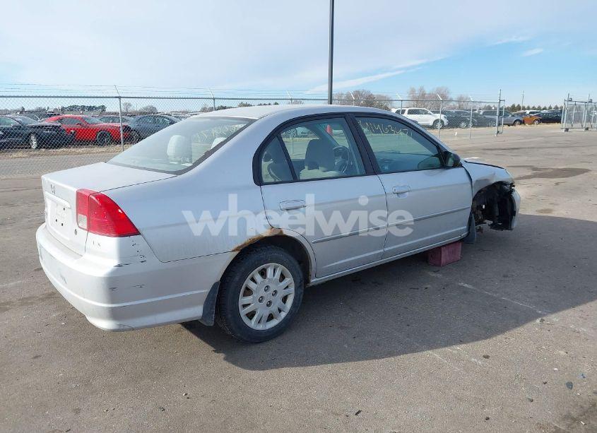 Photo 4 of 2005 Honda Civic LX (VIN 2HGES16585H534313)