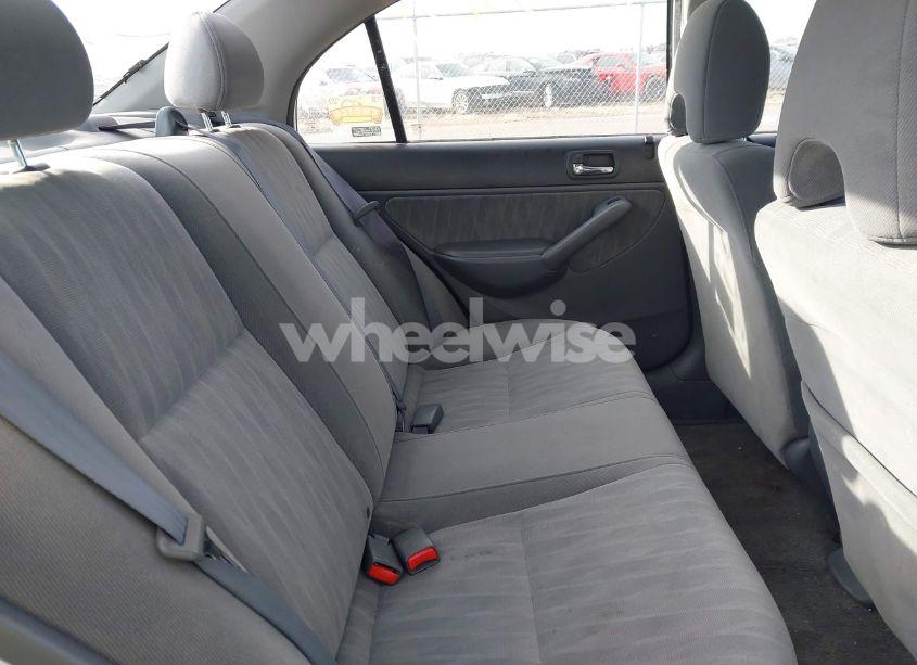 Photo 8 of 2005 Honda Civic LX (VIN 2HGES16585H534313)