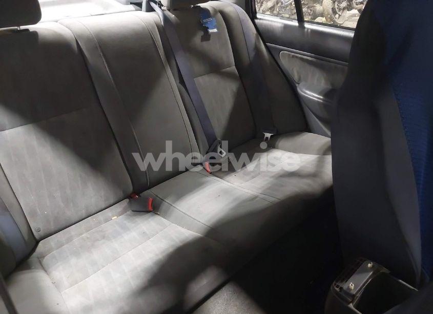 Photo 8 of 2005 Honda Civic LX (VIN 2HGES16585H534585)