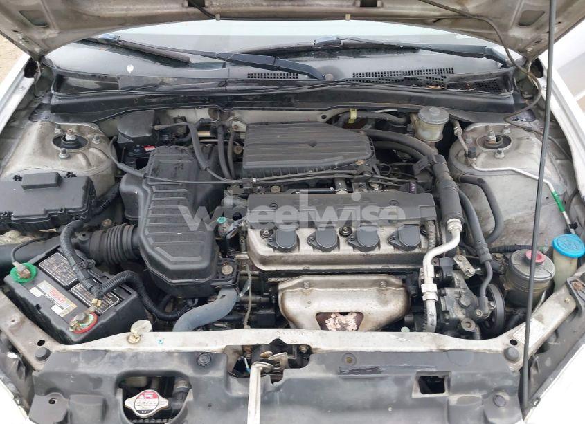 Photo 10 of 2005 Honda Civic LX (VIN 2HGES16585H534974)