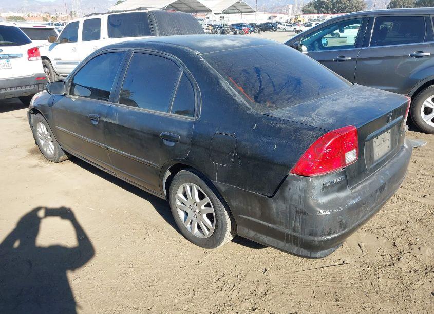 Photo 3 of 2005 Honda Civic LX (VIN 2HGES16585H537275)