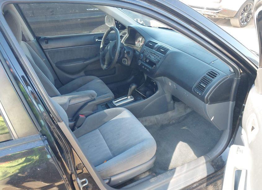 Photo 5 of 2005 Honda Civic LX (VIN 2HGES16585H537275)