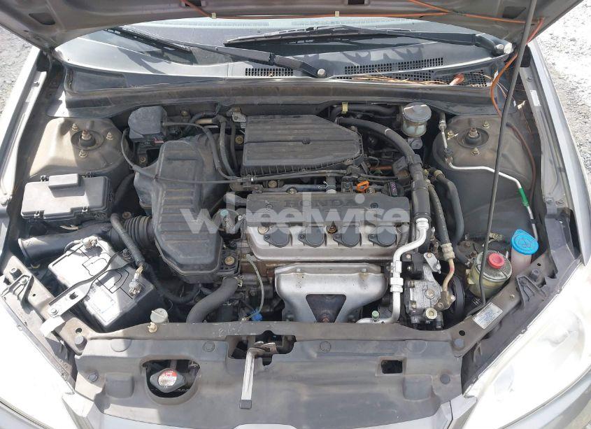 Photo 10 of 2005 Honda Civic LX (VIN 2HGES16585H542122)