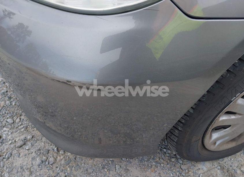 Photo 16 of 2005 Honda Civic LX (VIN 2HGES16585H542122)