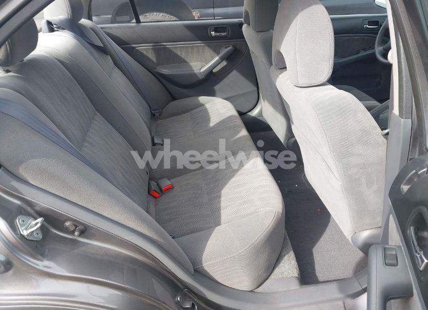 Photo 8 of 2005 Honda Civic LX (VIN 2HGES16585H542122)