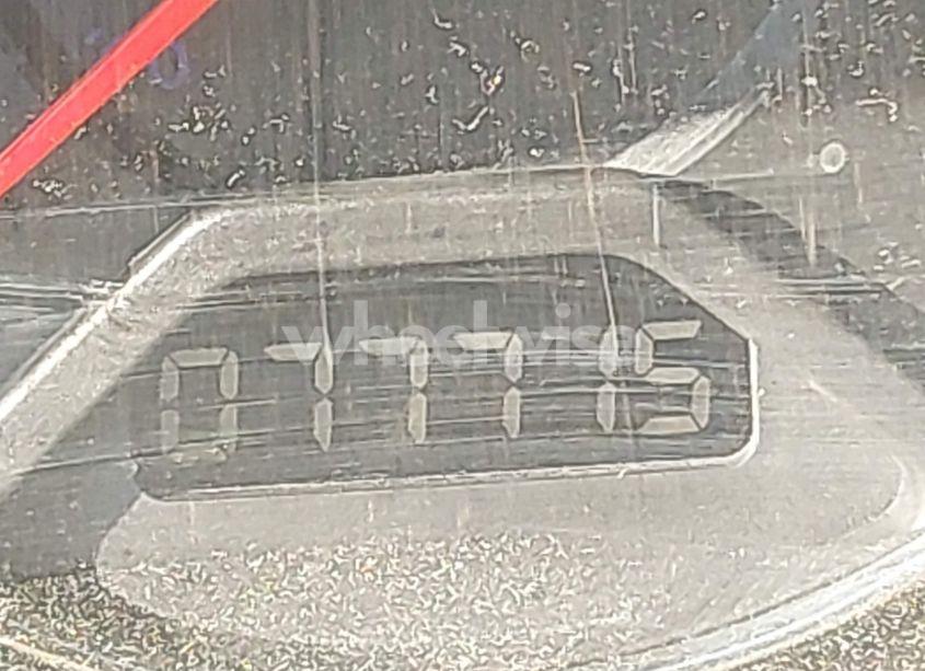 Photo 15 of 2005 Honda Civic LX (VIN 2HGES16585H580515)