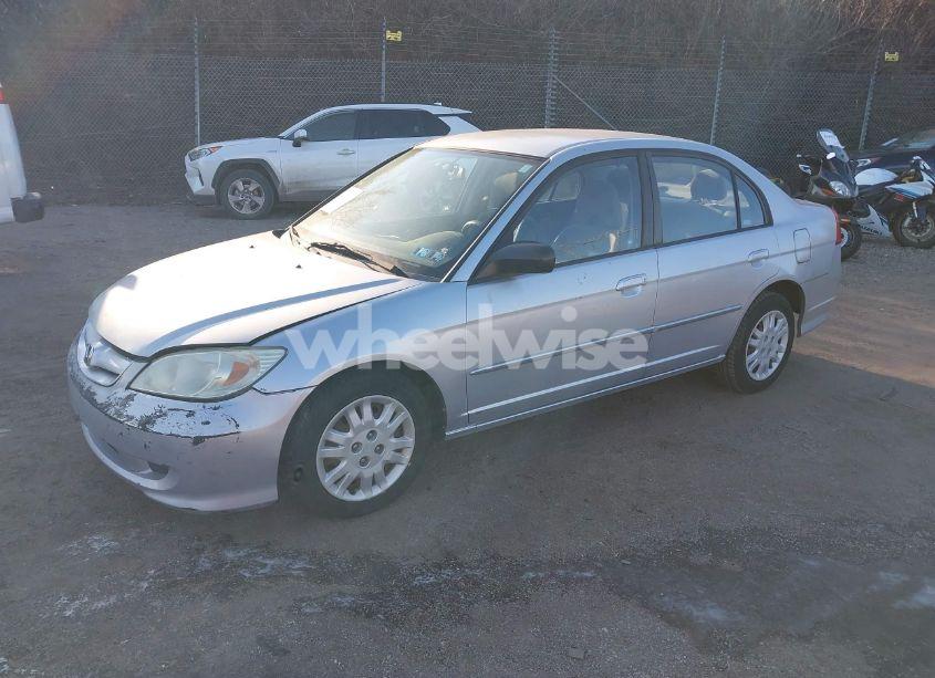 Photo 2 of 2005 Honda Civic LX (VIN 2HGES16585H623704)