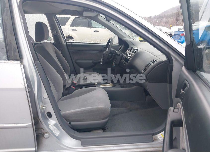 Photo 5 of 2001 Honda Civic LX (VIN 2HGES16591H608235)