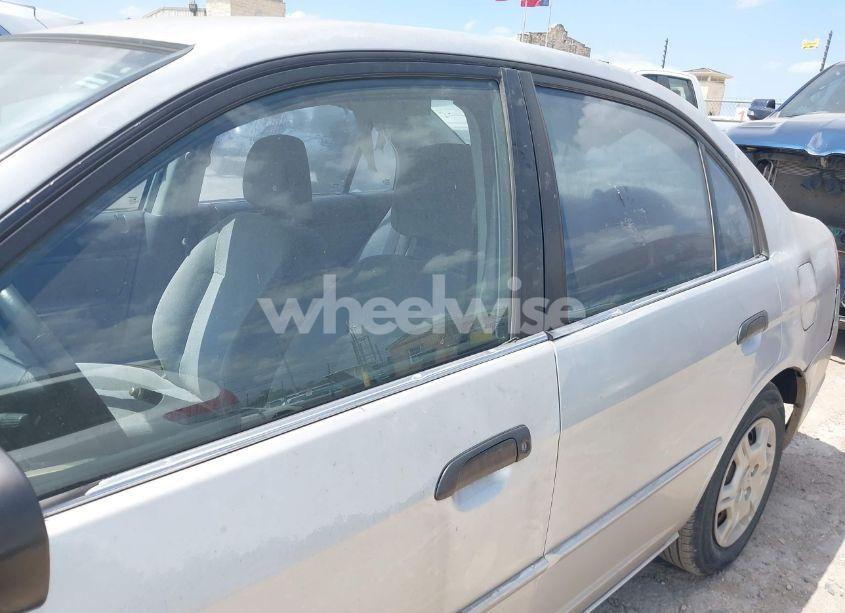 Photo 12 of 2001 Honda Civic LX (VIN 2HGES16591H612298)