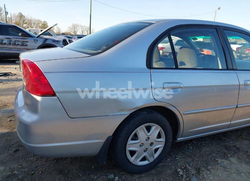 Photo 6 of 2003 Honda Civic LX (VIN 2HGES16593H563302)