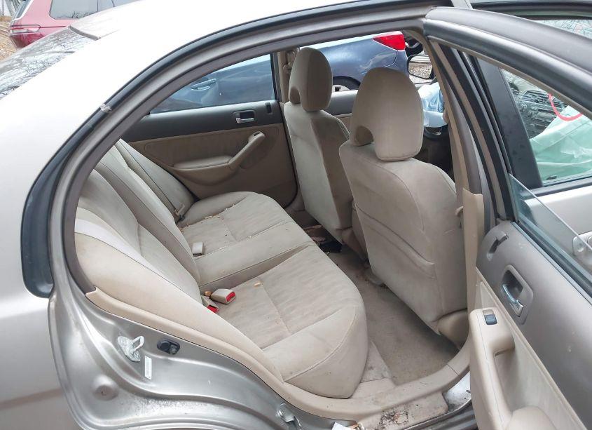 Photo 8 of 2003 Honda Civic LX (VIN 2HGES16593H586174)