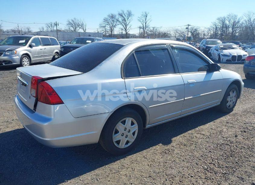 Photo 4 of 2003 Honda Civic LX (VIN 2HGES16593H614538)