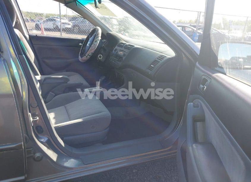 Photo 5 of 2004 Honda Civic LX (VIN 2HGES16594H525294)