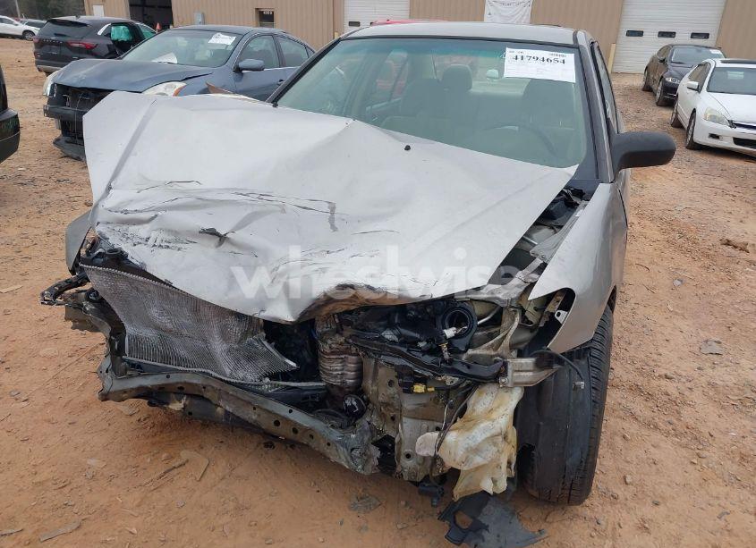 Photo 6 of 2004 Honda Civic LX (VIN 2HGES16594H559350)