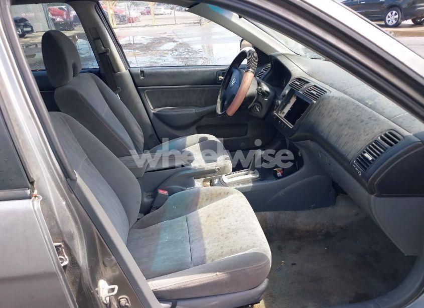 Photo 5 of 2004 Honda Civic LX (VIN 2HGES16594H559798)