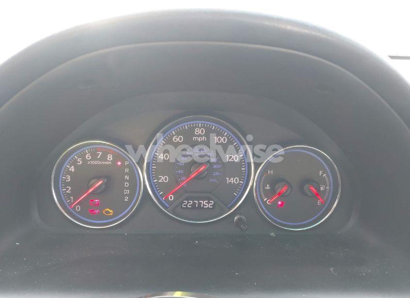 Photo 7 of 2005 Honda Civic LX (VIN 2HGES16595H566803)