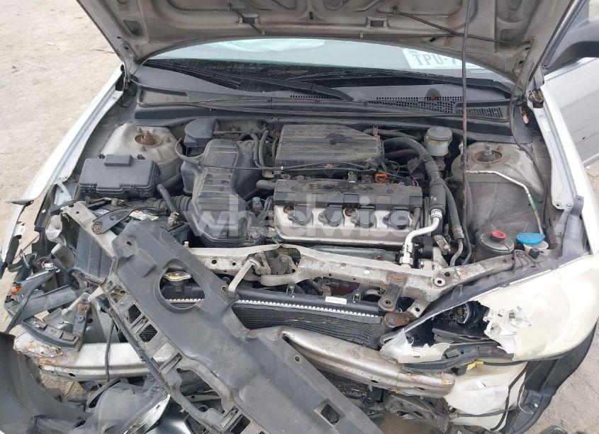 Photo 10 of 2005 Honda Civic LX (VIN 2HGES16595H587750)