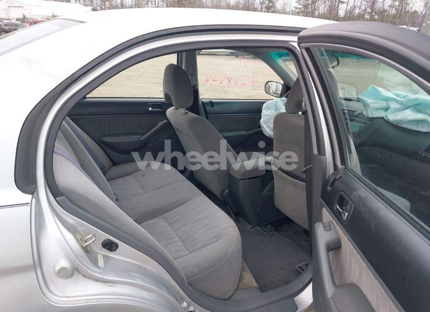 Photo 8 of 2005 Honda Civic LX (VIN 2HGES16595H587750)