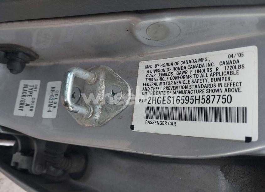 Photo 9 of 2005 Honda Civic LX (VIN 2HGES16595H587750)