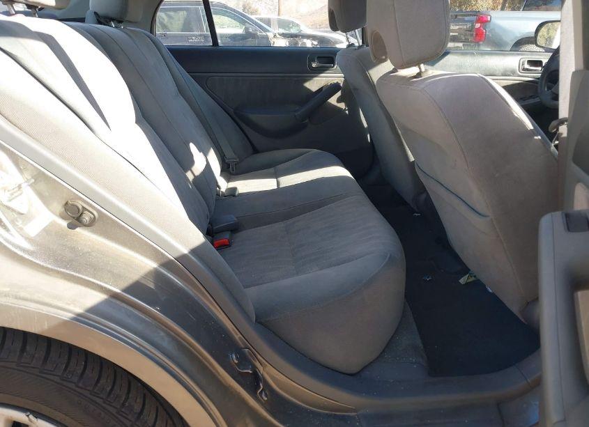 Photo 8 of 2005 Honda Civic LX (VIN 2HGES16595H596562)