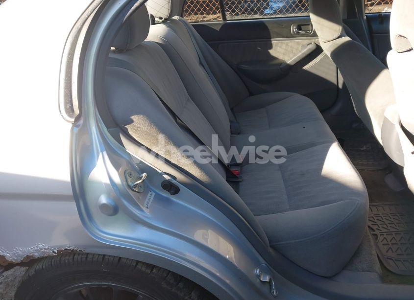 Photo 8 of 2005 Honda Civic LX (VIN 2HGES16595H597288)