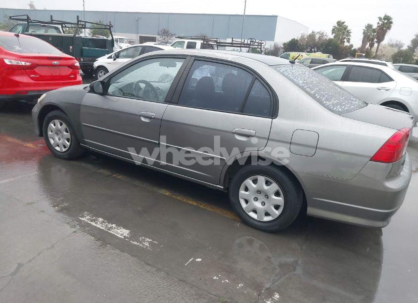 Photo 3 of 2005 Honda Civic LX (VIN 2HGES16595H631634)