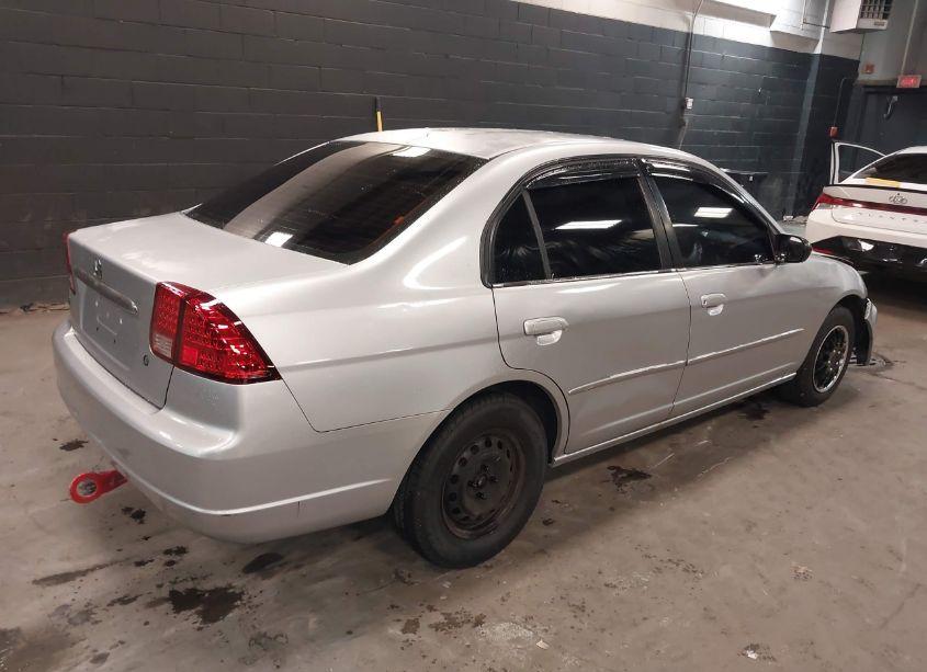 Photo 4 of 2002 Honda Civic LX (VIN 2HGES165X2H546443)