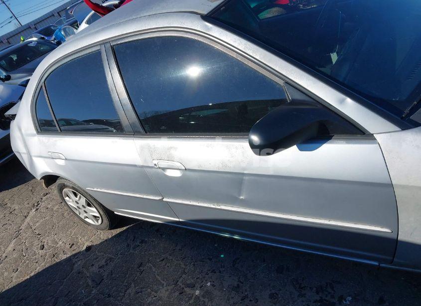 Photo 13 of 2003 Honda Civic LX (VIN 2HGES165X3H627315)