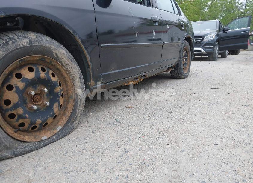 Photo 6 of 2004 Honda Civic LX (VIN 2HGES165X4H543397)