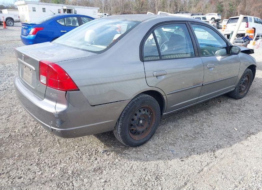 Photo 4 of 2004 Honda Civic LX (VIN 2HGES165X4H595936)