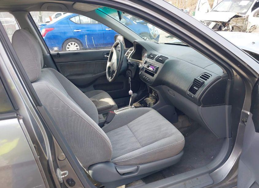 Photo 5 of 2004 Honda Civic LX (VIN 2HGES165X4H595936)