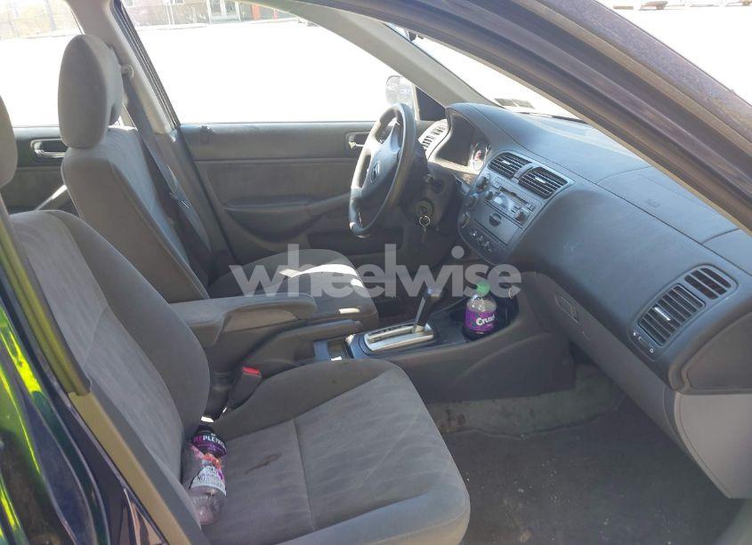 Photo 5 of 2005 Honda Civic LX (VIN 2HGES165X5H611666)