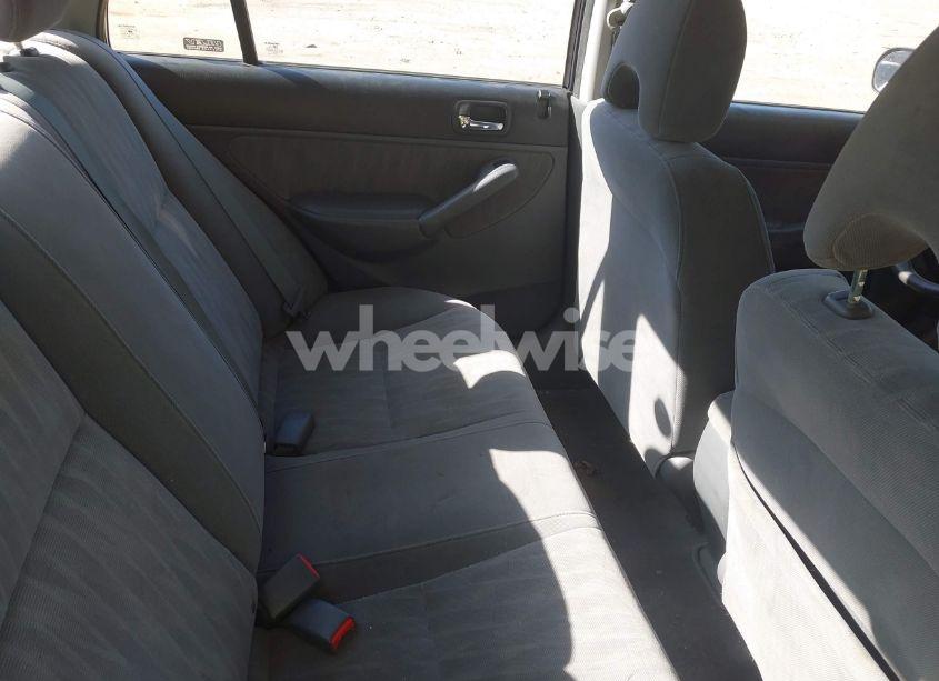 Photo 8 of 2005 Honda Civic LX (VIN 2HGES165X5H611666)