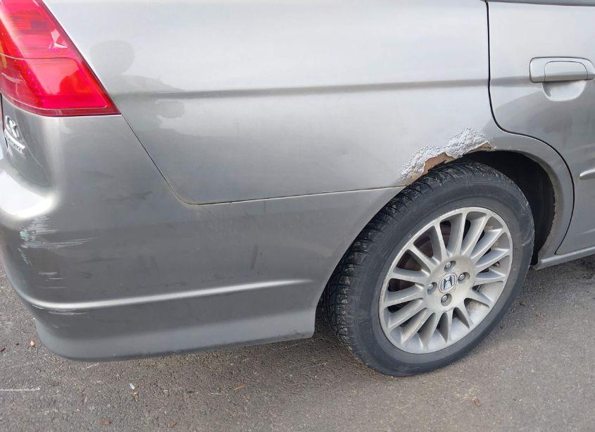 Photo 13 of 2005 Honda Civic LX (VIN 2HGES165X5H615622)