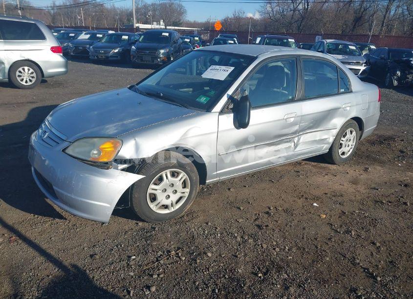 Photo 2 of 2002 Honda Civic LX (VIN 2HGES16602H581131)