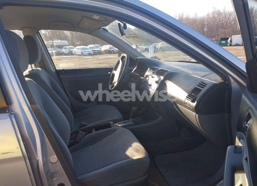 Photo 5 of 2002 Honda Civic LX (VIN 2HGES16602H581131)