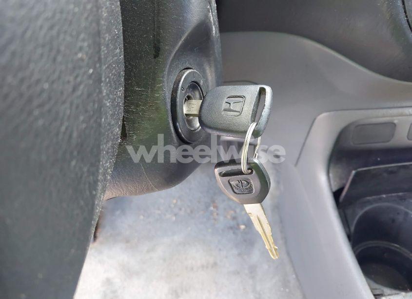 Photo 11 of 2003 Honda Civic LX (VIN 2HGES16613H509520)