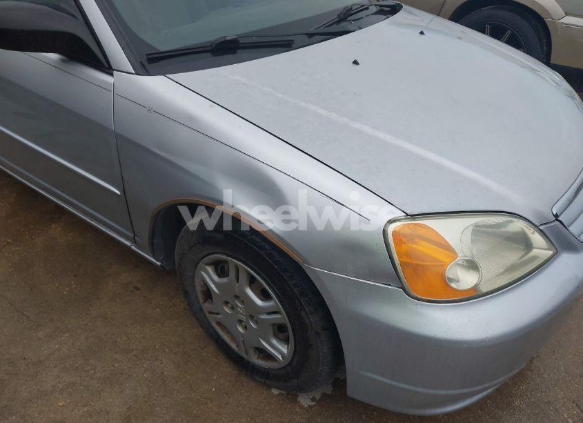 Photo 6 of 2002 Honda Civic LX (VIN 2HGES16622H522856)