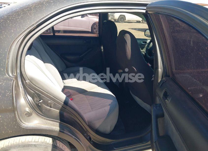 Photo 8 of 2005 Honda Civic LX (VIN 2HGES16625H609256)