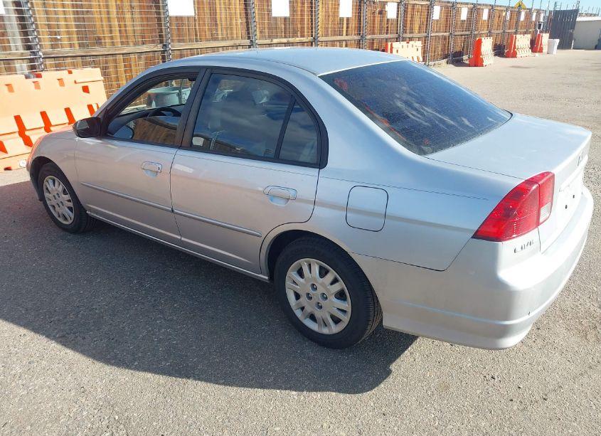 Photo 3 of 2005 Honda Civic LX (VIN 2HGES16625H622640)