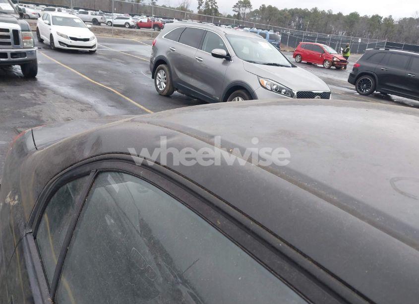 Photo 6 of 2003 Honda Civic LX (VIN 2HGES16633H571727)