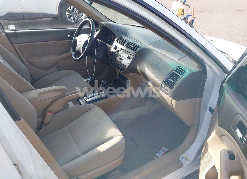 Photo 5 of 2005 Honda Civic LX (VIN 2HGES16645H630173)