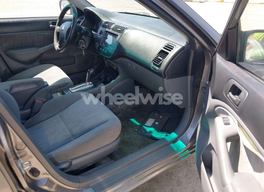 Photo 5 of 2005 Honda Civic LX (VIN 2HGES16655H037485)