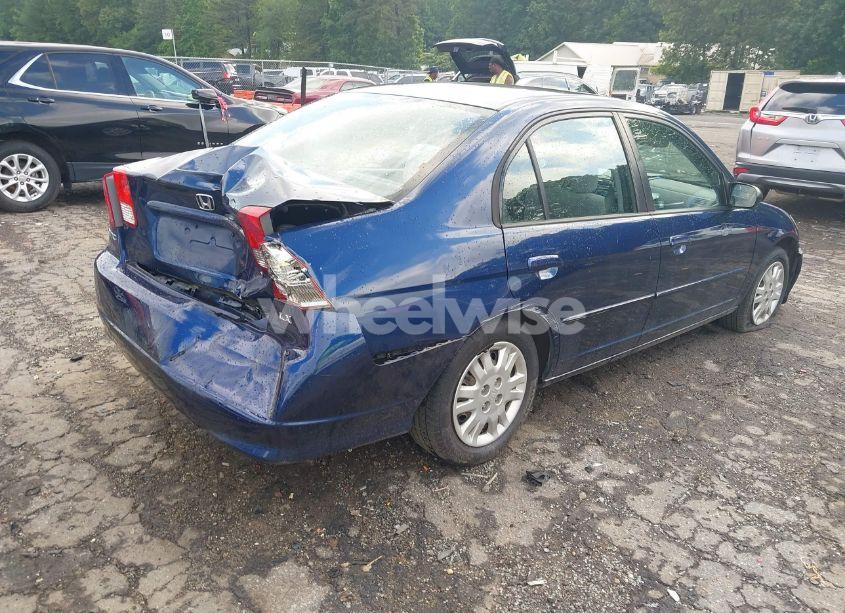 Photo 4 of 2005 Honda Civic LX (VIN 2HGES16655H522449)