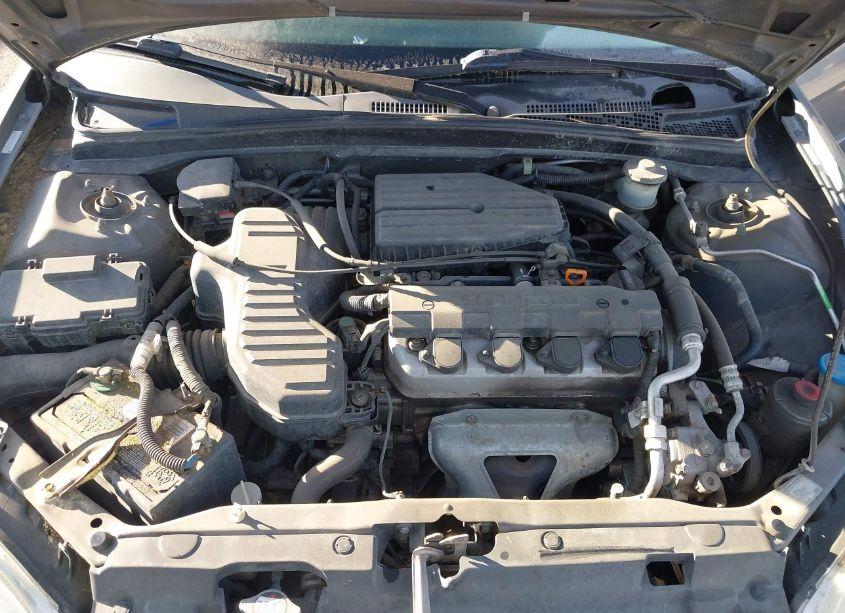 Photo 10 of 2005 Honda Civic LX (VIN 2HGES16655H555824)