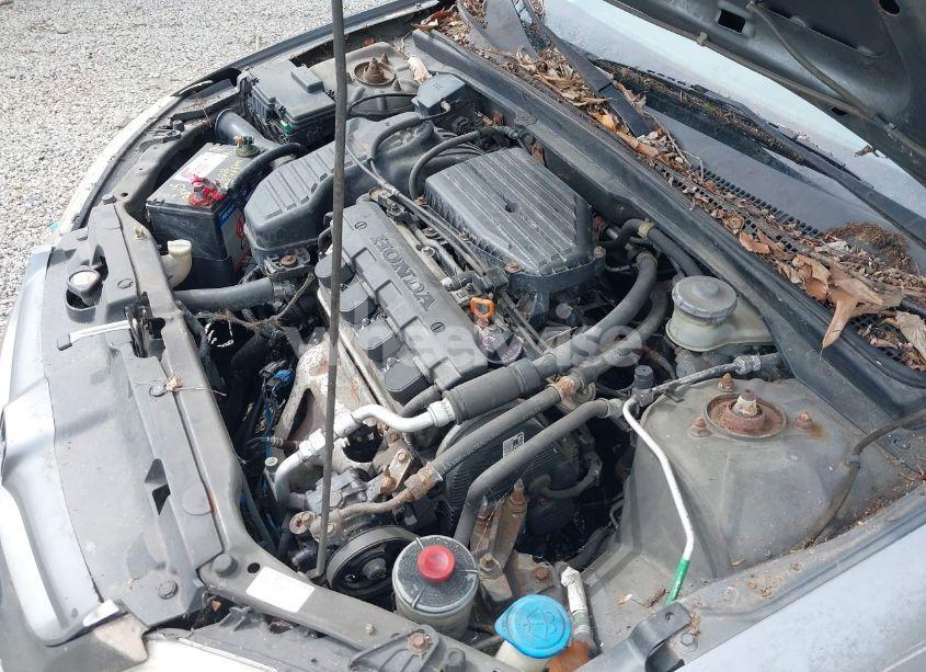 Photo 10 of 2005 Honda Civic LX (VIN 2HGES16675H616171)