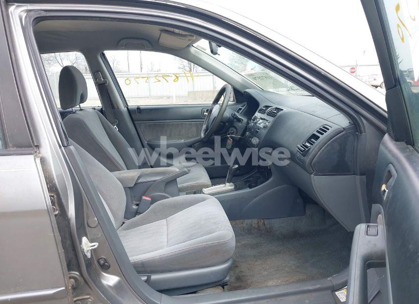 Photo 5 of 2005 Honda Civic LX (VIN 2HGES16675H616171)