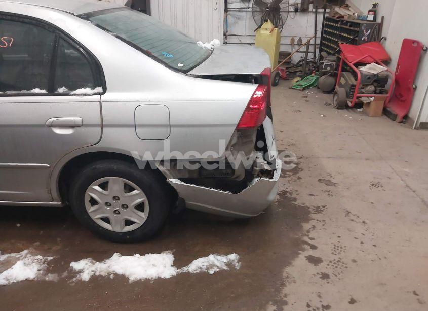 Photo 6 of 2003 Honda Civic LX (VIN 2HGES16683H564692)