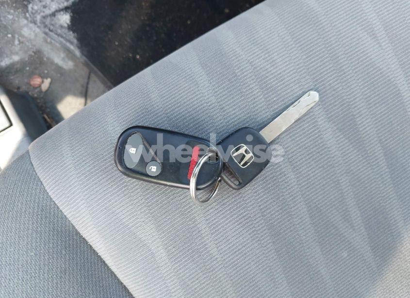 Photo 11 of 2004 Honda Civic LX (VIN 2HGES16684H502937)