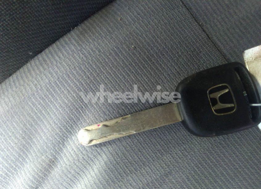 Photo 11 of 2005 Honda Civic LX (VIN 2HGES166X5H524651)